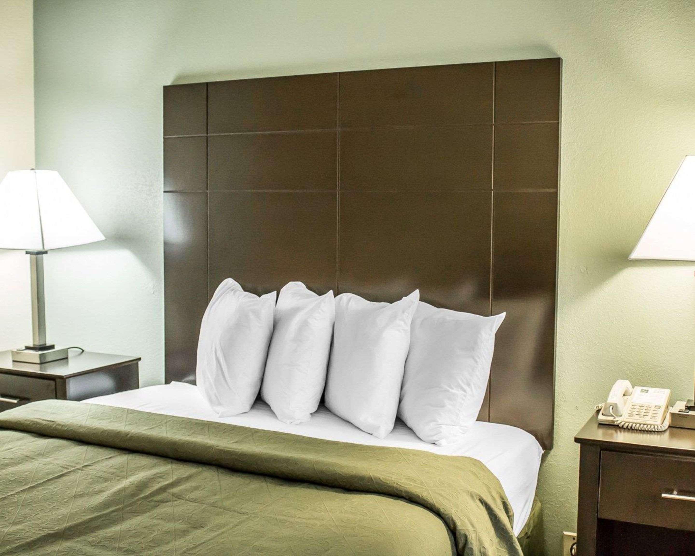 Inn Минокуа Екстериор снимка
